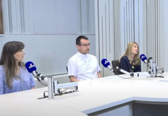 Kako planirati godišnji odmor s više djece? Udruga Obitelj 3plus u emisiji Argumenti